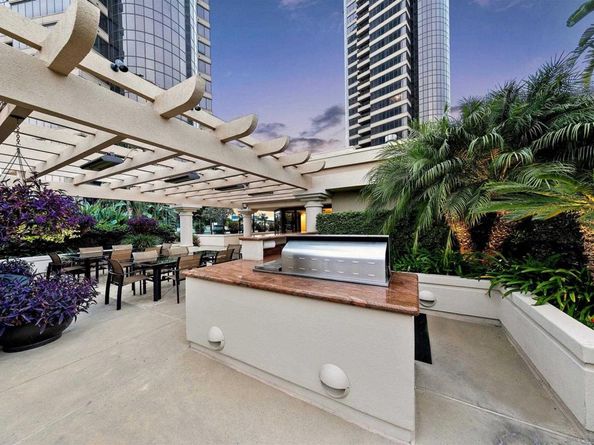 100 Harbor Dr 4102, San Diego CA 92101