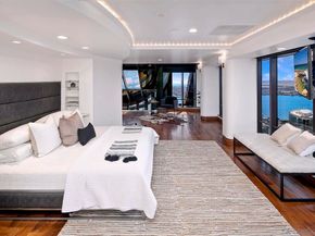 100 Harbor Dr 4102, San Diego CA 92101