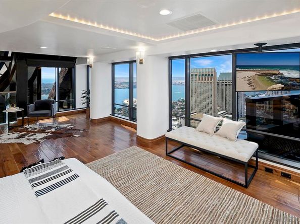 100 Harbor Dr 4102, San Diego CA 92101