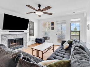 3975 Hortensia St E7, San Diego CA 92110