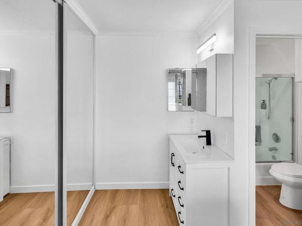 3975 Hortensia St E7, San Diego CA 92110