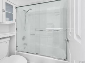 3975 Hortensia St E7, San Diego CA 92110