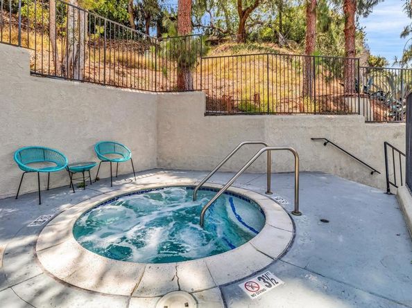 3975 Hortensia St E7, San Diego CA 92110