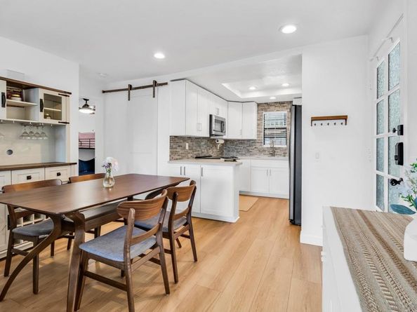 3975 Hortensia St E7, San Diego CA 92110