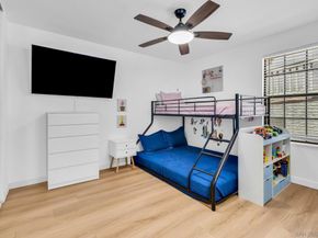 3975 Hortensia St E7, San Diego CA 92110