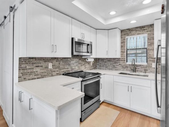 3975 Hortensia St E7, San Diego CA 92110