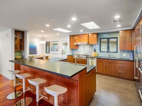 6561 Avenida Wilfredo, La Jolla CA 92037