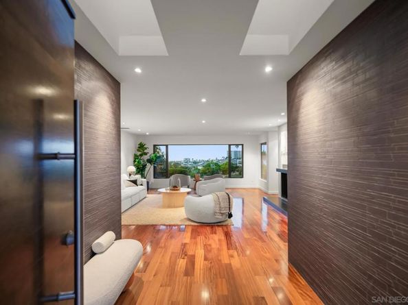 6561 Avenida Wilfredo, La Jolla CA 92037