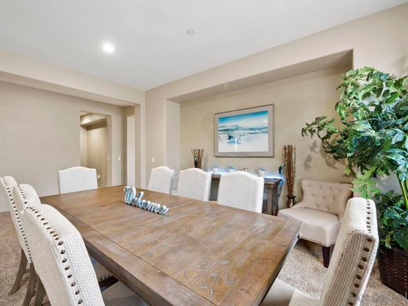 2928 Burnet Dr, Escondido CA 92027