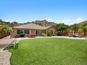 2928 Burnet Dr, Escondido CA 92027