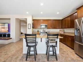 2928 Burnet Dr, Escondido CA 92027