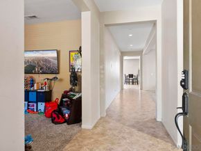 2928 Burnet Dr, Escondido CA 92027