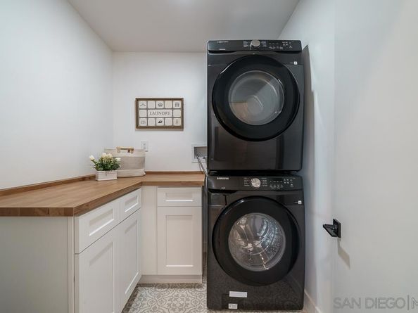 1892 Westinghouse St, San Diego CA 92111