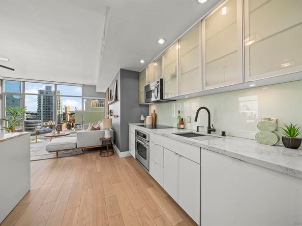 575 6th Ave 804, San Diego CA 92101