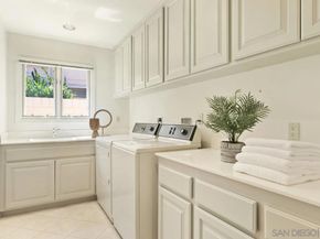 1483 Caminito Diadema, La Jolla CA 92037