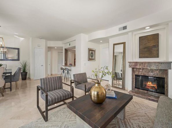 8635 Via Mallorca D, La Jolla CA 92037