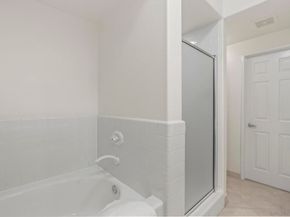 8635 Via Mallorca D, La Jolla CA 92037