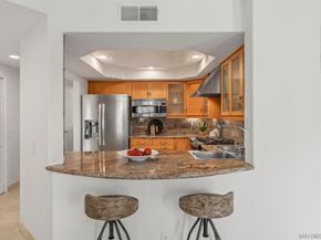 8635 Via Mallorca D, La Jolla CA 92037