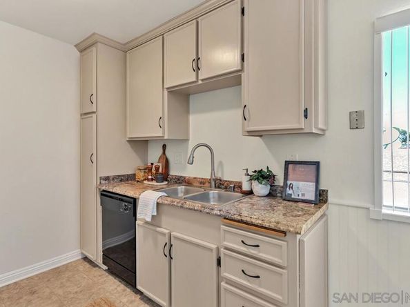 4252 35th St 6, San Diego CA 92104