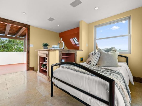 4685 Long Branch Ave, San Diego CA 92107