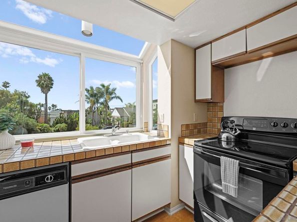 4037 Haines St., San Diego CA 92109