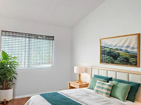 6815 Caminito Mundo 23, San Diego CA 92119