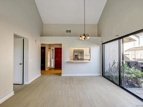 9488 Hiker Hill Rd, San Diego CA 92129