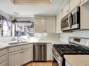 9488 Hiker Hill Rd, San Diego CA 92129