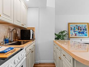 230 Prospect St 12, La Jolla CA 92037