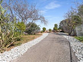 1756 Alhudson Dr, Escondido CA 92029