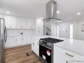 1756 Alhudson Dr, Escondido CA 92029