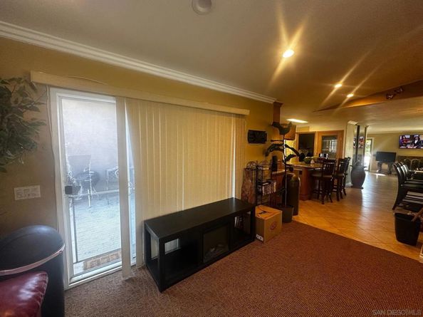 5935 Flipper Dr, San Diego CA 92114