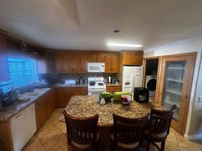 5935 Flipper Dr, San Diego CA 92114