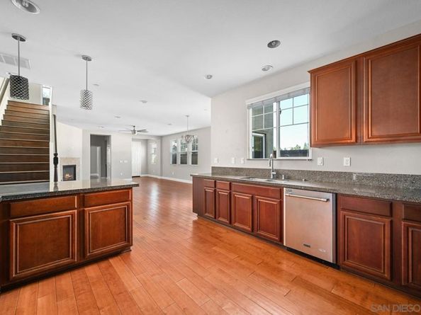 1786 Jasmine Way, Oceanside CA 92054