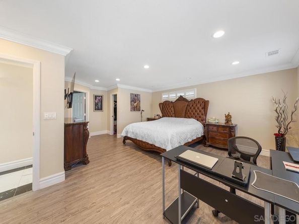 5715 Castleton Dr, San Diego CA 92117