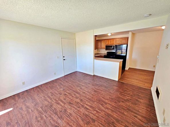 1051 Rock Springs Rd 137, Escondido CA 92026