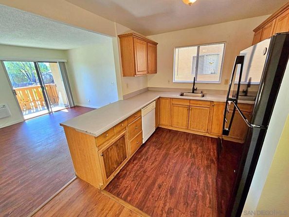 1051 Rock Springs Rd 137, Escondido CA 92026