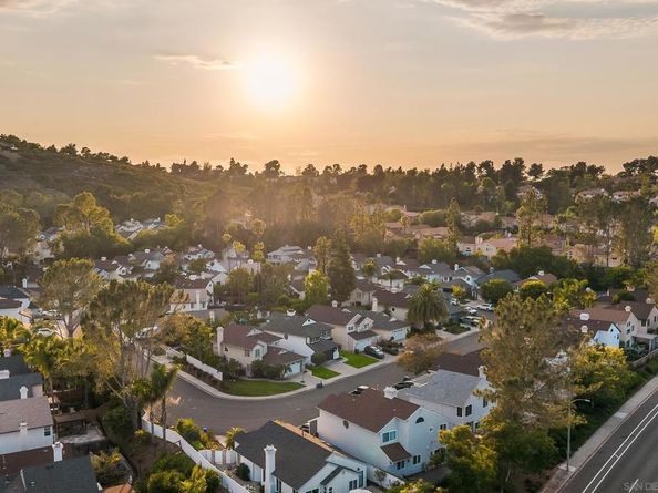 6759 Paseo Del Vista, Carlsbad CA 92009