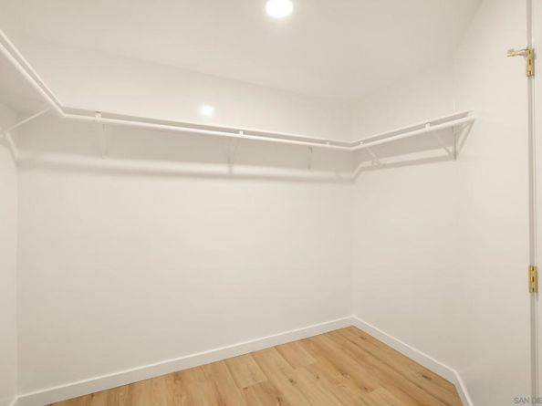 6759 Paseo Del Vista, Carlsbad CA 92009