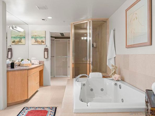 302 Prospect Street 7, La Jolla CA 92037