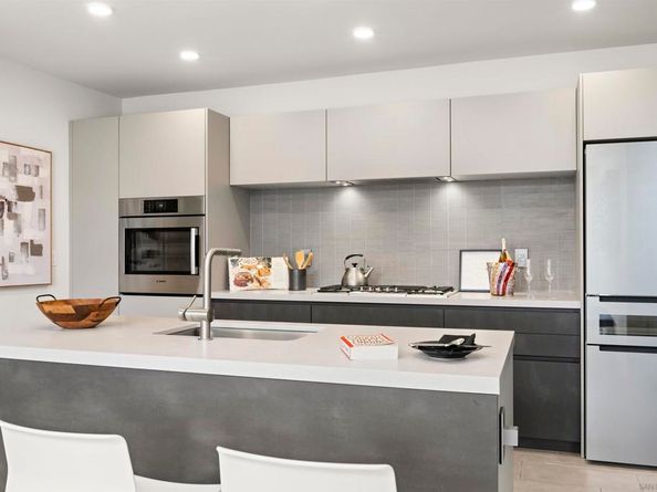 302 Prospect Street 7, La Jolla CA 92037