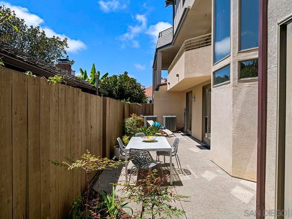 302 Prospect Street 7, La Jolla CA 92037