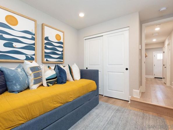 827 Jersey Court, San Diego CA 92109