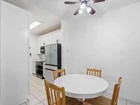 8310 Regents Rd 1E, San Diego CA 92122