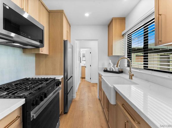 4665 Arizona St, San Diego CA 92116