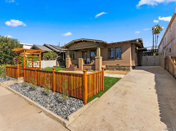 4665 Arizona St, San Diego CA 92116