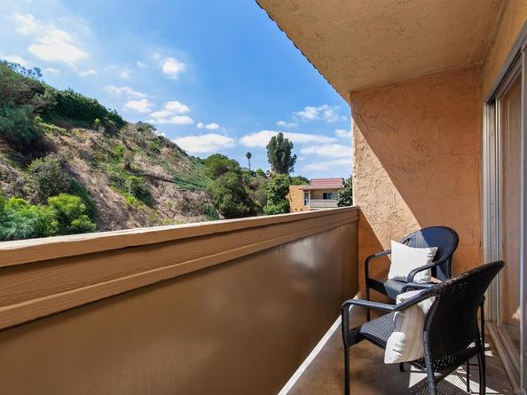 6955 Alvarado Rd 77, San Diego CA 92120