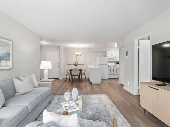 6955 Alvarado Rd 77, San Diego CA 92120