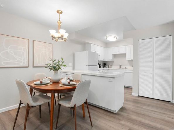 6955 Alvarado Rd 77, San Diego CA 92120