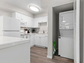 6955 Alvarado Rd 77, San Diego CA 92120